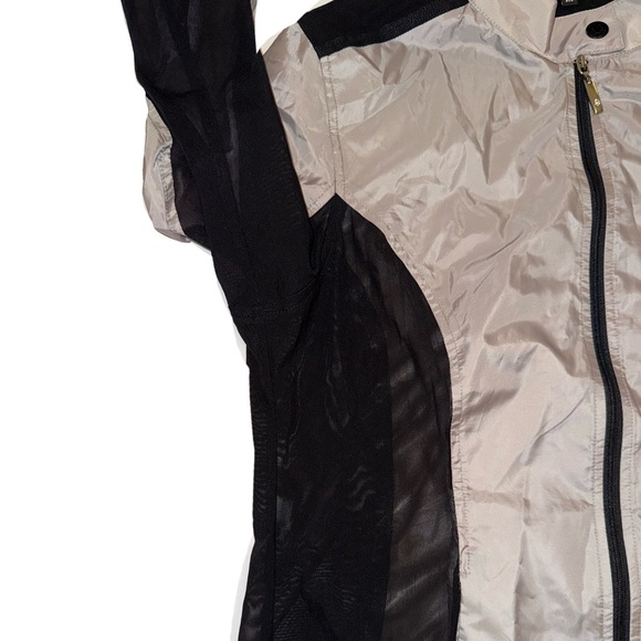 Anatomie Women’s Lightweight Modern Travel Jacket Sz Medium Excellent Condition - Picture 4 of 5